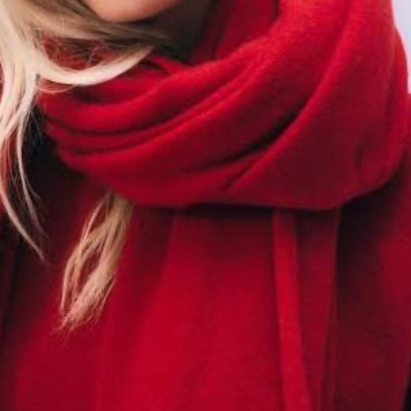 CASHMERE SHAWL WITH SLIPPERS GIFT SET - Picture 2 of 8